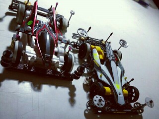 VS.   FMXX