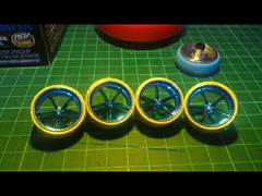Large wheel blue plated wz yellow tires