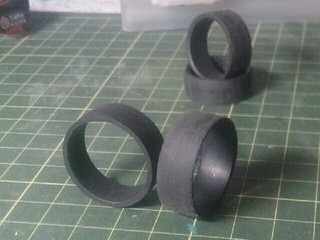 酢昆布式ペラタイヤ