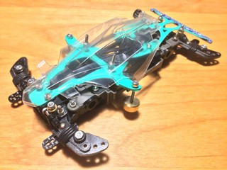 ホエイル製作中