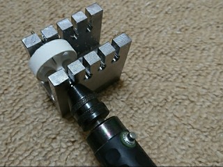 ペラタイヤ加工治具