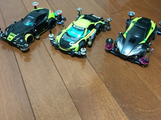 最速の実車三連星