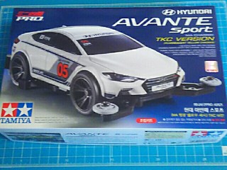 HYUNDAI AVANTESport