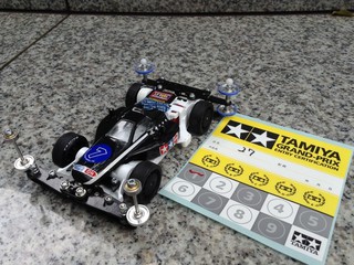 ピボットアスチュート