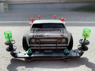 Pursuit monster lunch BOX