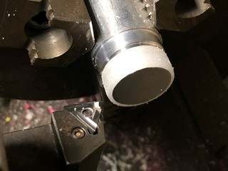 シリコンペラタイヤ 加工中