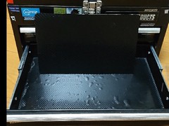 撮影スタジオ（急ごしらえ）