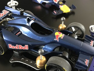 フレイムアスチュート Red Bull 仕様