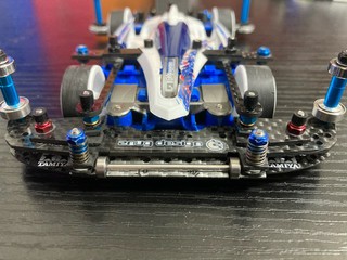 フロントスキッド