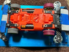 シャシを完成させるべく。