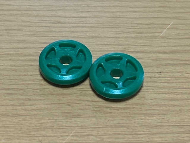 スーパー2シャーシの一般的なローラー