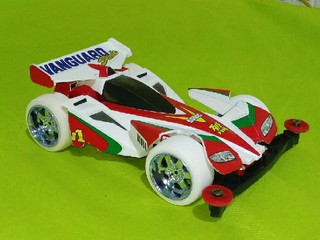 white big foot. chrome velg.