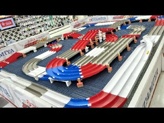 11/18コジマ春日部店