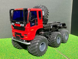 ISUZU ギガ 6×6 & トレーラー