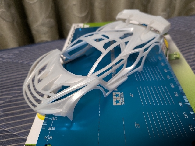 イグニシオン肉抜きボディー