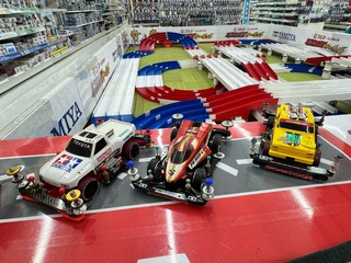 ビックカメラ甲府バイパス店4．2