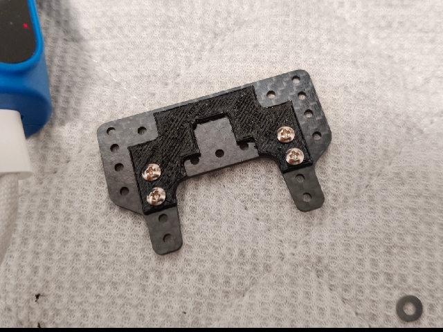 3Dプリンタ製お辞儀防止プレート治具