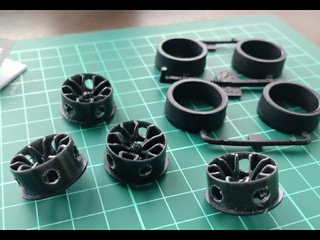 軽量化カーボンホイール