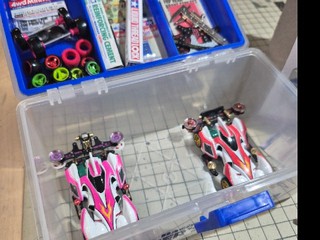 シャイニングスコーピオン (Red & Pink)